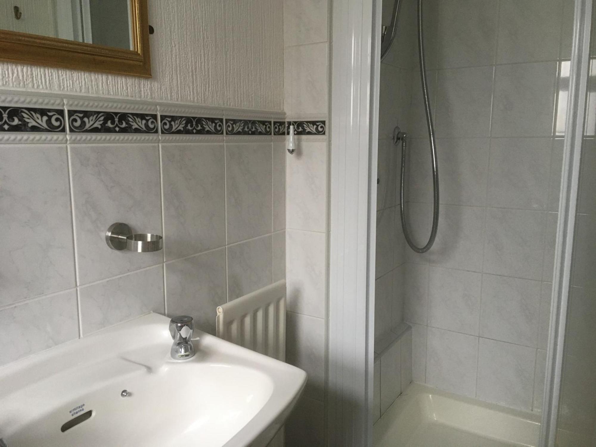 Grove House Guest House Telford Ruang foto