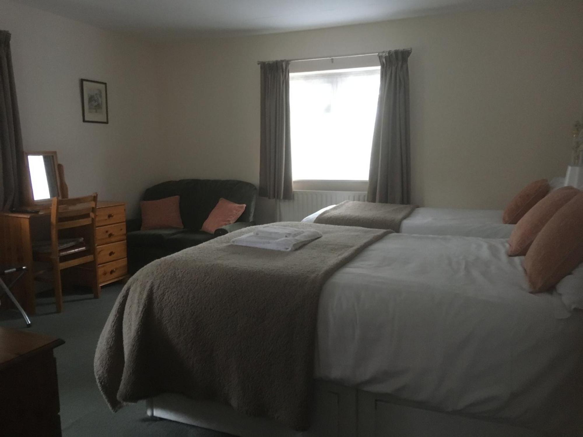 Grove House Guest House Telford Bagian luar foto
