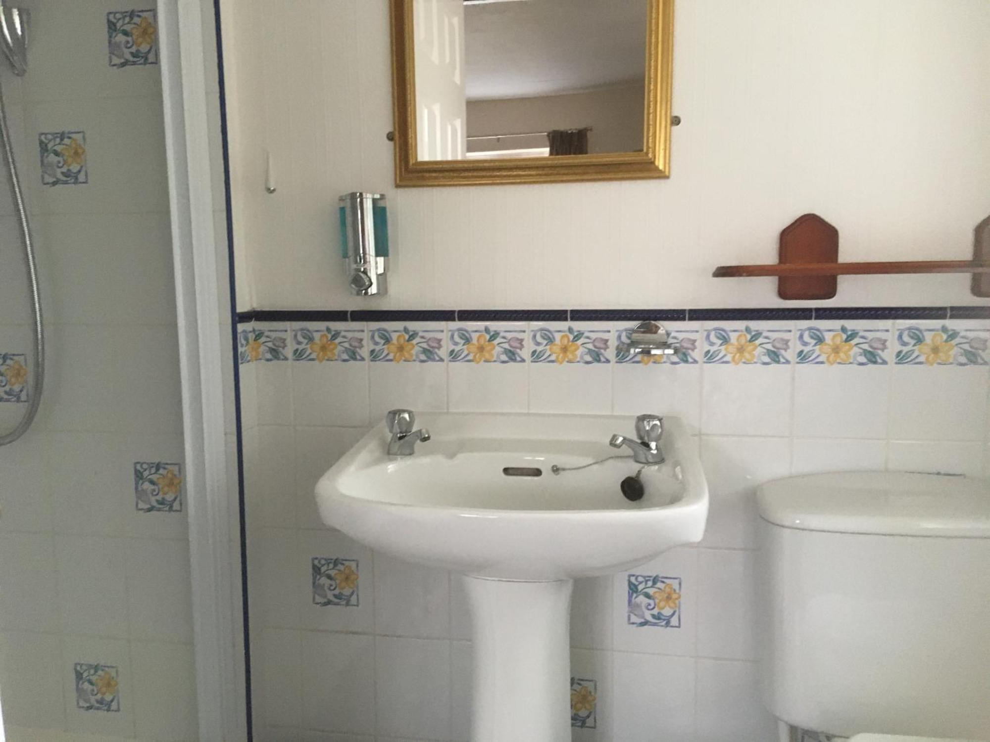 Grove House Guest House Telford Ruang foto