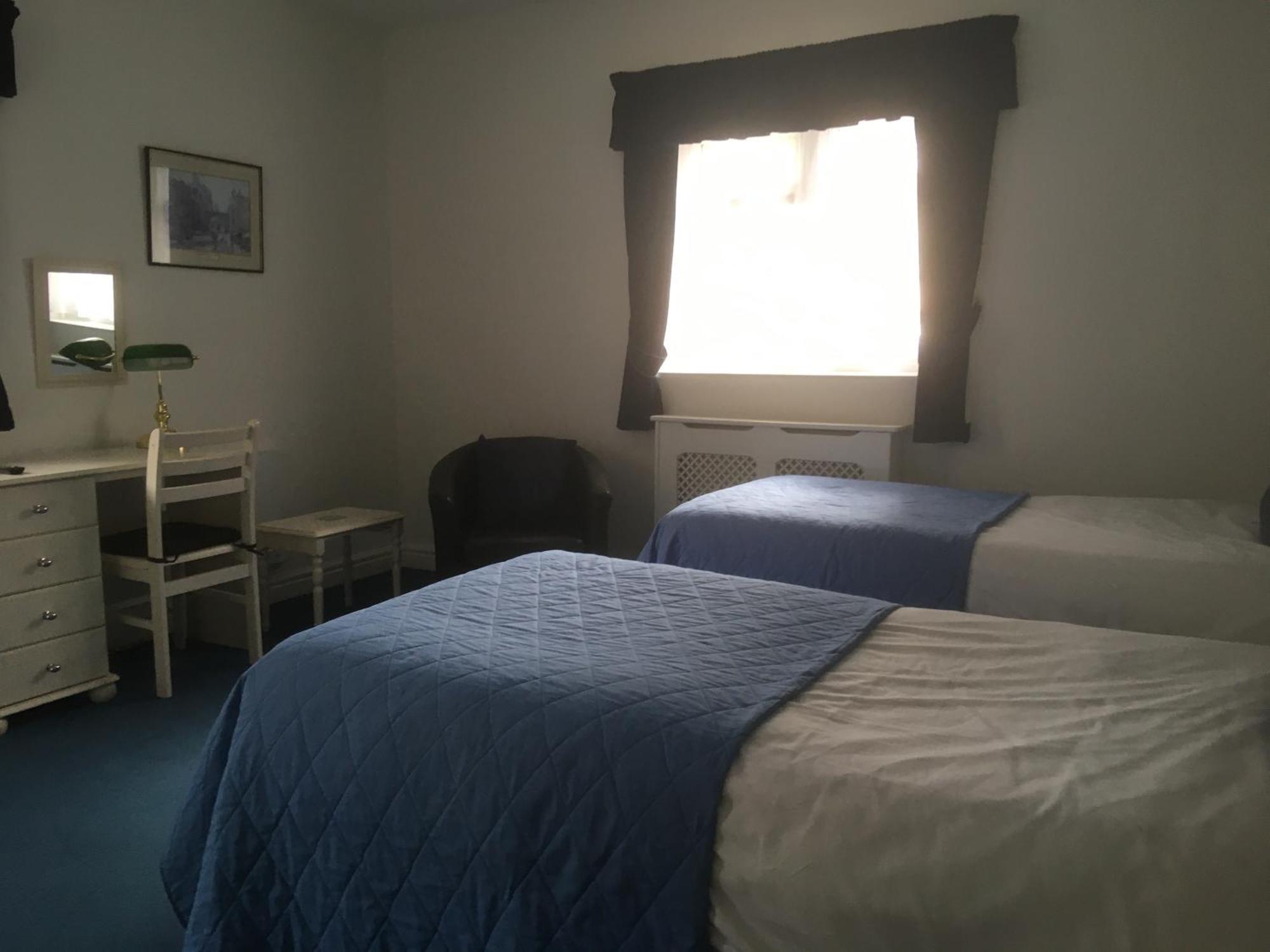 Grove House Guest House Telford Ruang foto